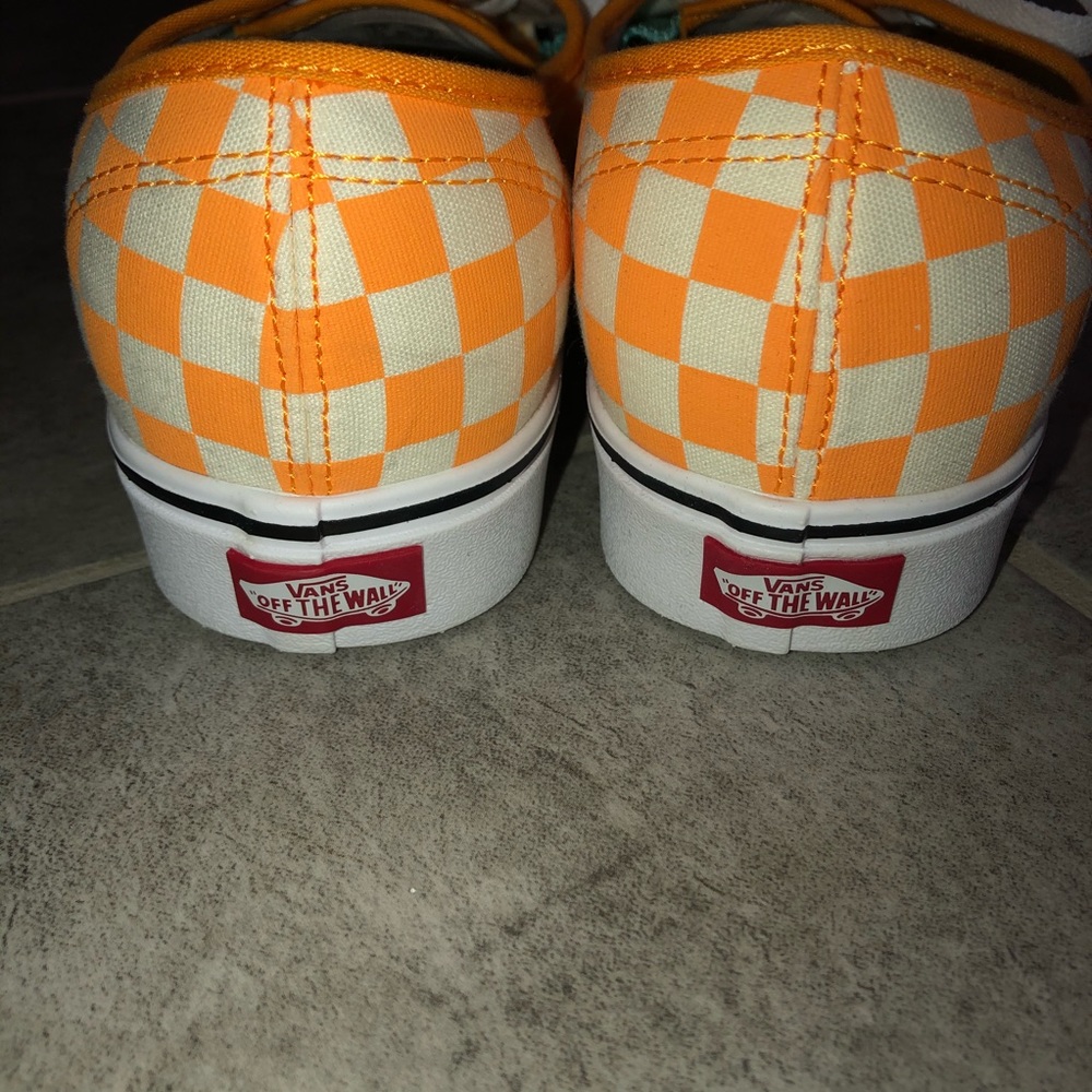 NEW Mens Vans Comfycush Authentic Checker Orange - Picture 3 of 5